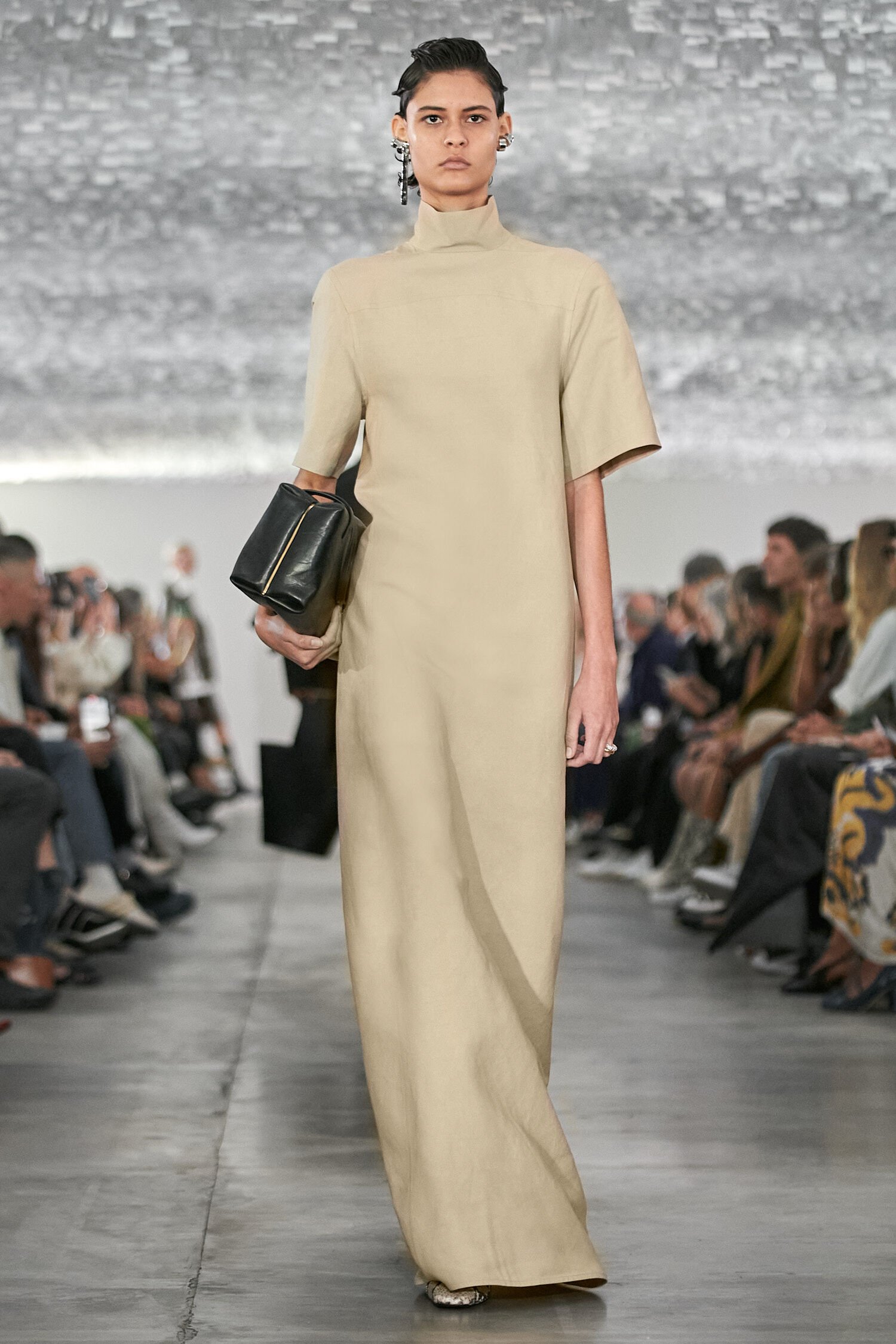 Women and Men Show Spring/Summer 2024