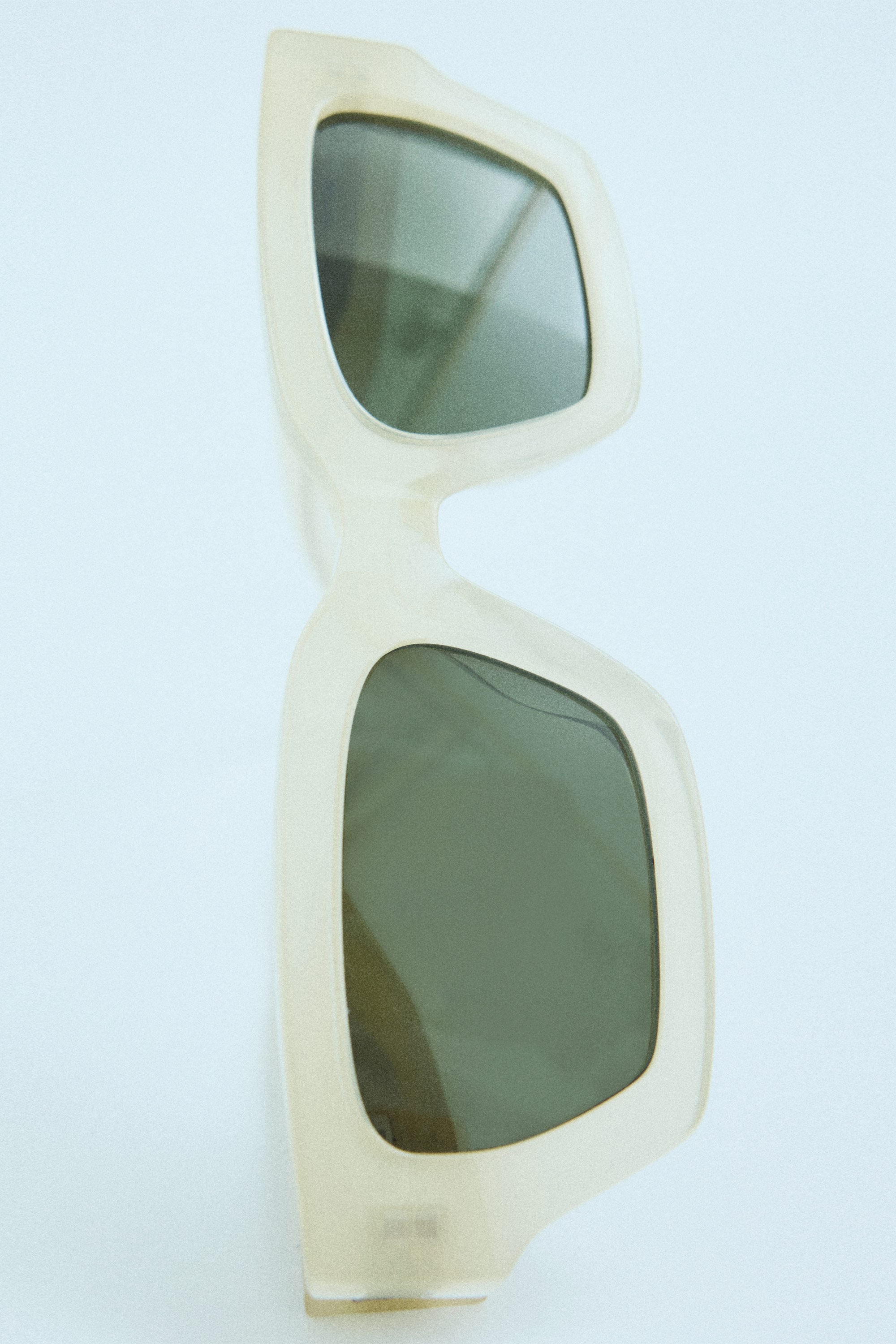 SUNGLASSES EDITION 6