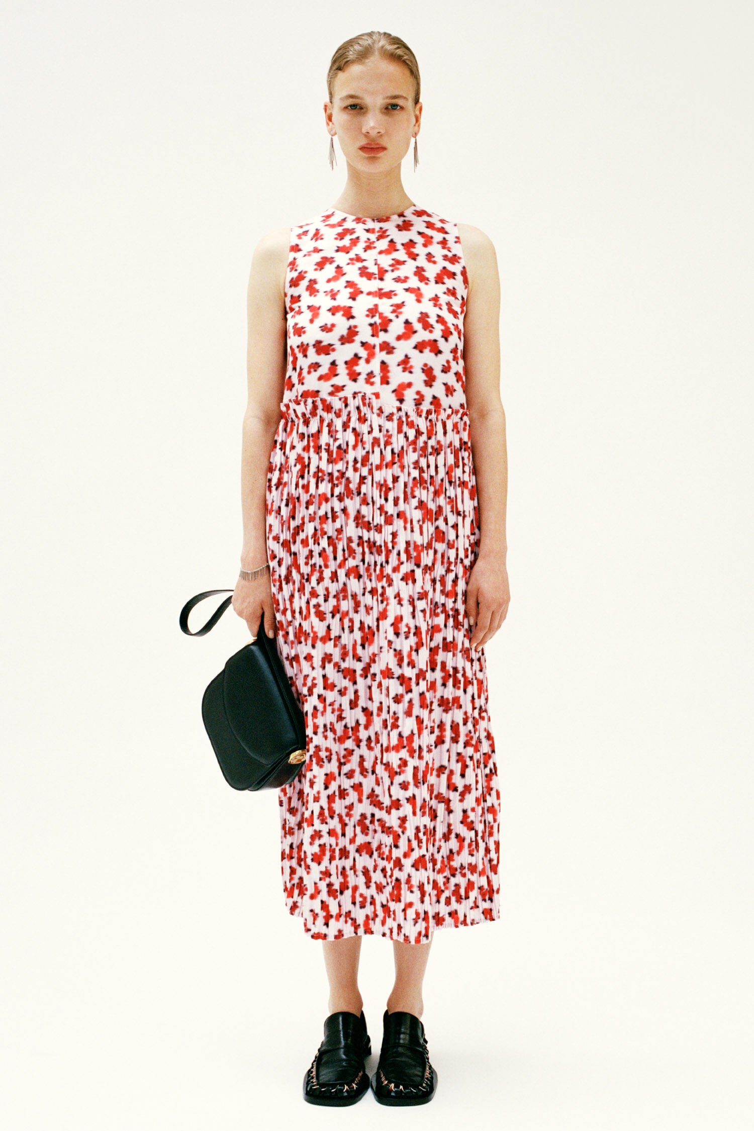Jil Sander Women's and Men's Pre-Fall 2025 collection