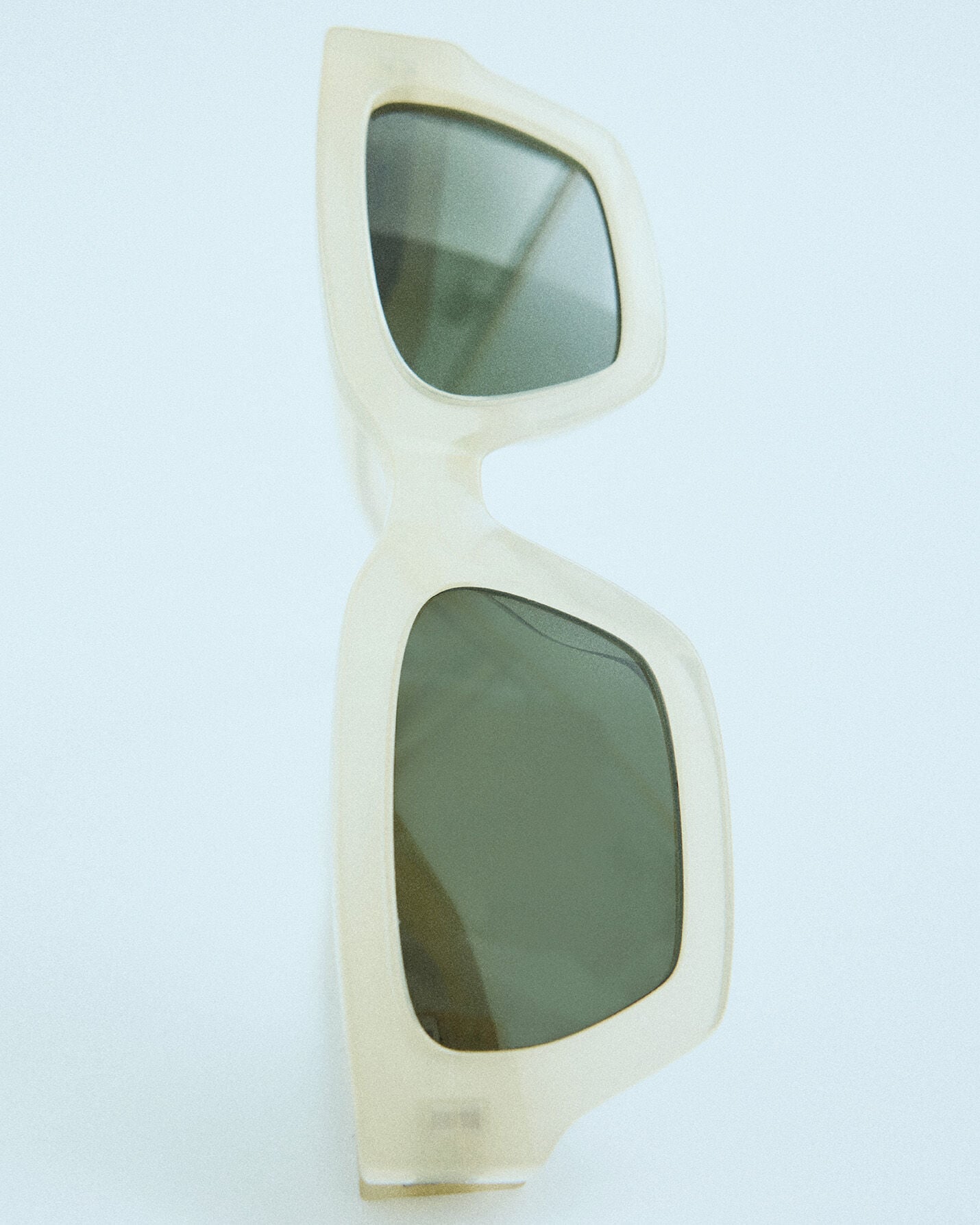 SUMMER DETAILS