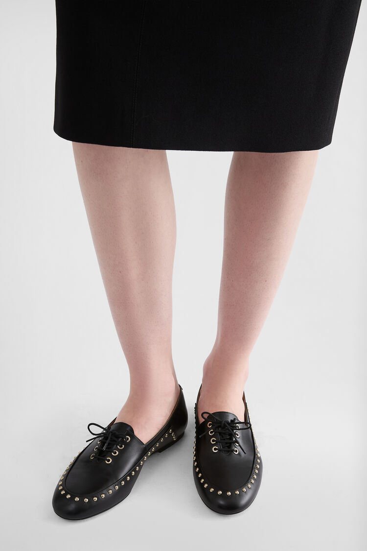Jil Sander Elyss Loafer in black leather, side profile