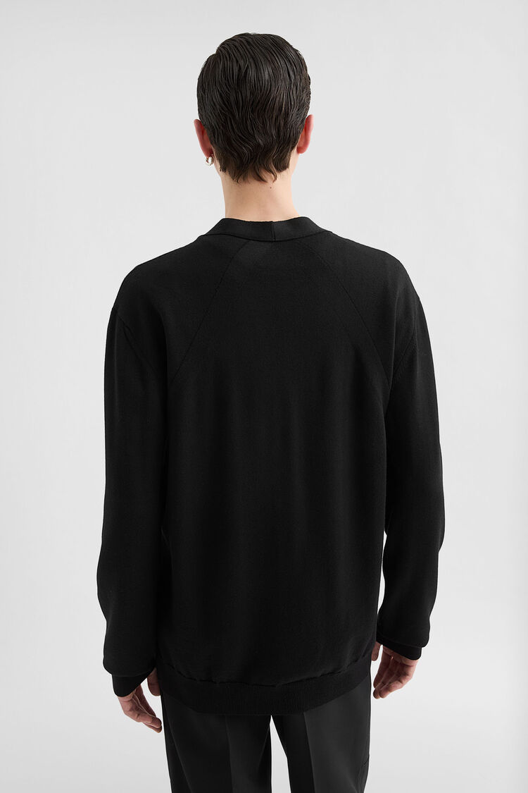 Wool V-Neck Cardigan - Cardigans Wool V-Neck Cardigan - Cardigans - Image 4