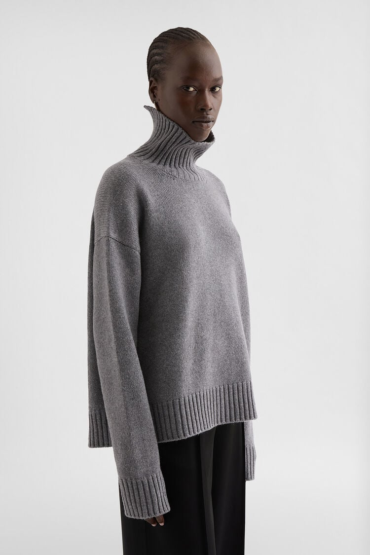 Cashmere Blend High-Neck Sweater - Sweaters Cashmere Blend High-Neck Sweater - Sweaters - Image 2