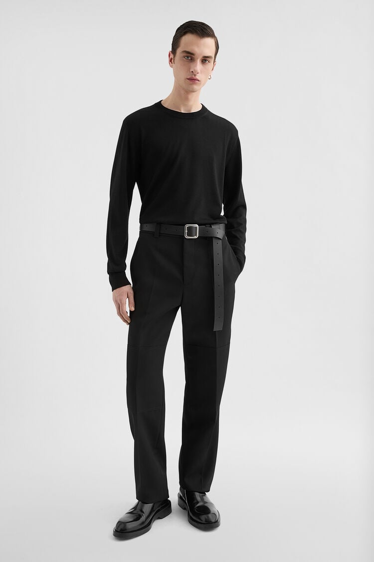 Lightweight Wool Crew-Neck Sweater - Sweaters Lightweight Wool Crew-Neck Sweater - Sweaters - Image 1