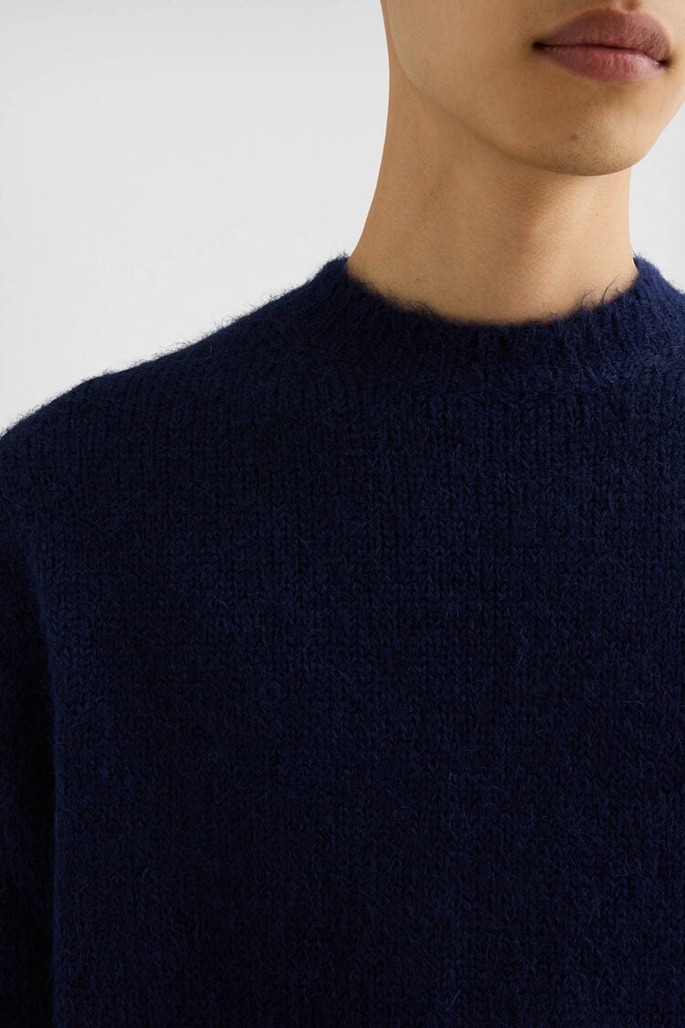 Midweight Wool Crew-Neck Sweater - Sweaters Midweight Wool Crew-Neck Sweater - Sweaters - Image 3