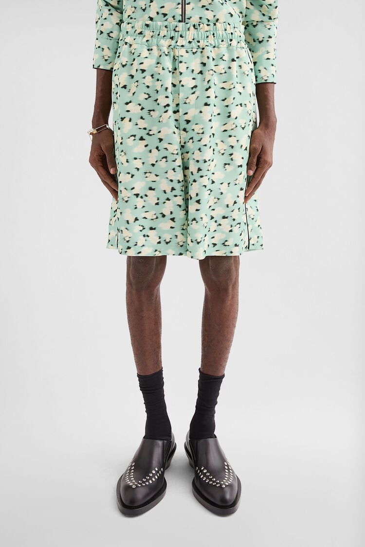 Short imprimé en viscose fluide - Pantalons Short imprimé en viscose fluide - Pantalons - Image 2