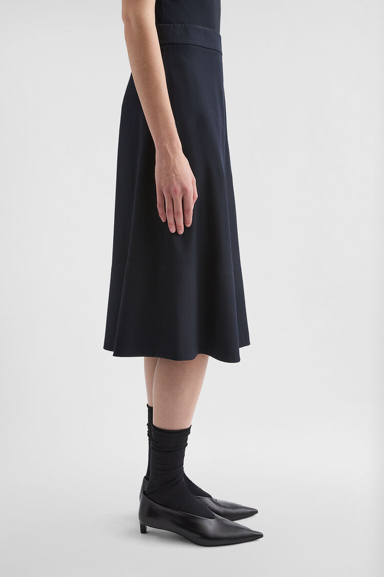 Jupe asymétrique en gabardine de laine légère - Jupes Jupe asymétrique en gabardine de laine légère - Jupes - Image 3