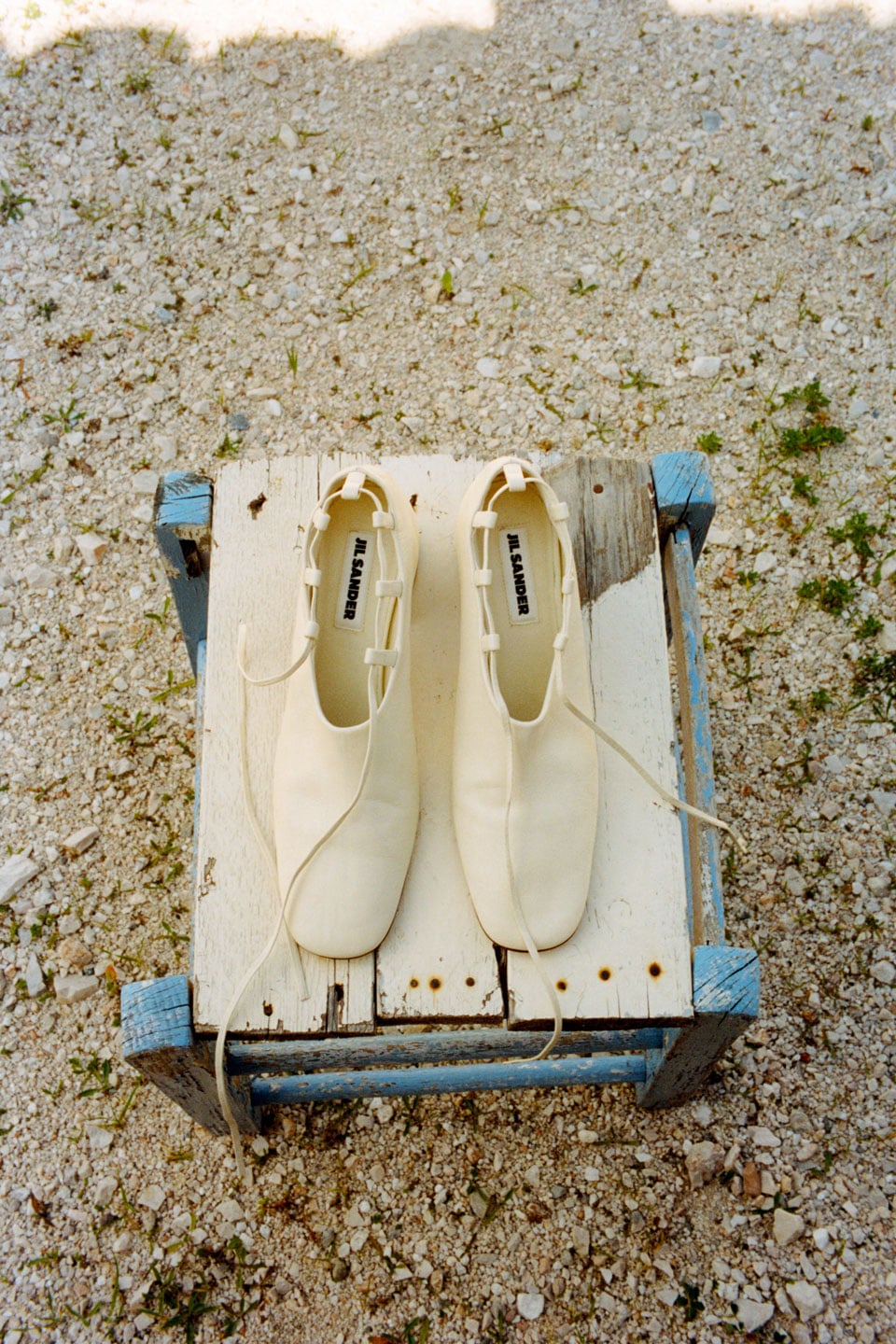 THE MILOS PROJECT DOCUMENTED BY CHRIS RHODES