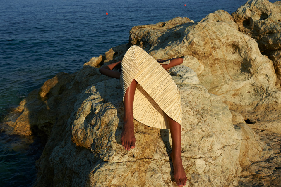 THE PONZA PROJECT DOCUMENTED BY PATRICK BIENERT