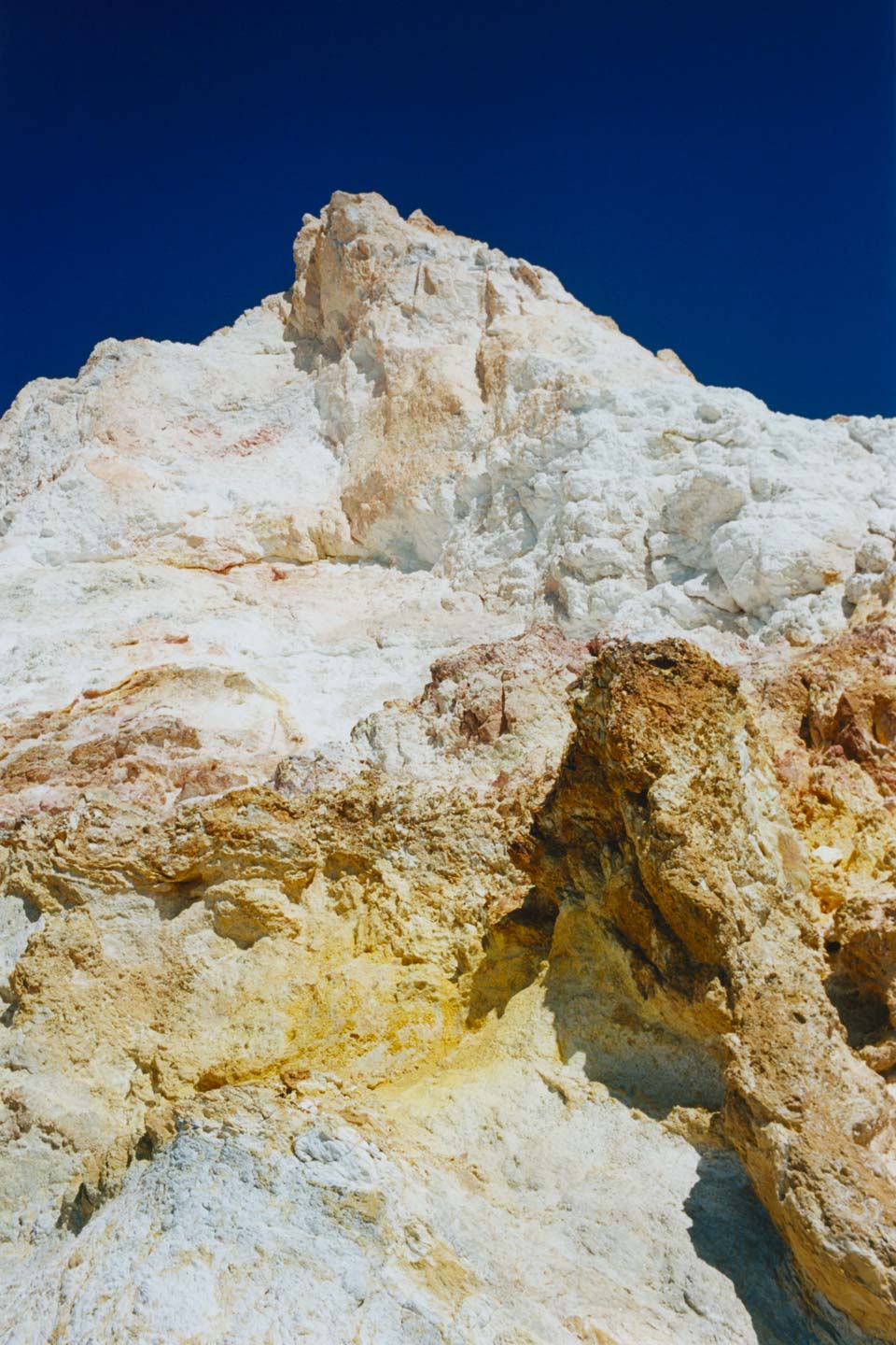 THE MILOS PROJECT DOCUMENTED BY CHRIS RHODES