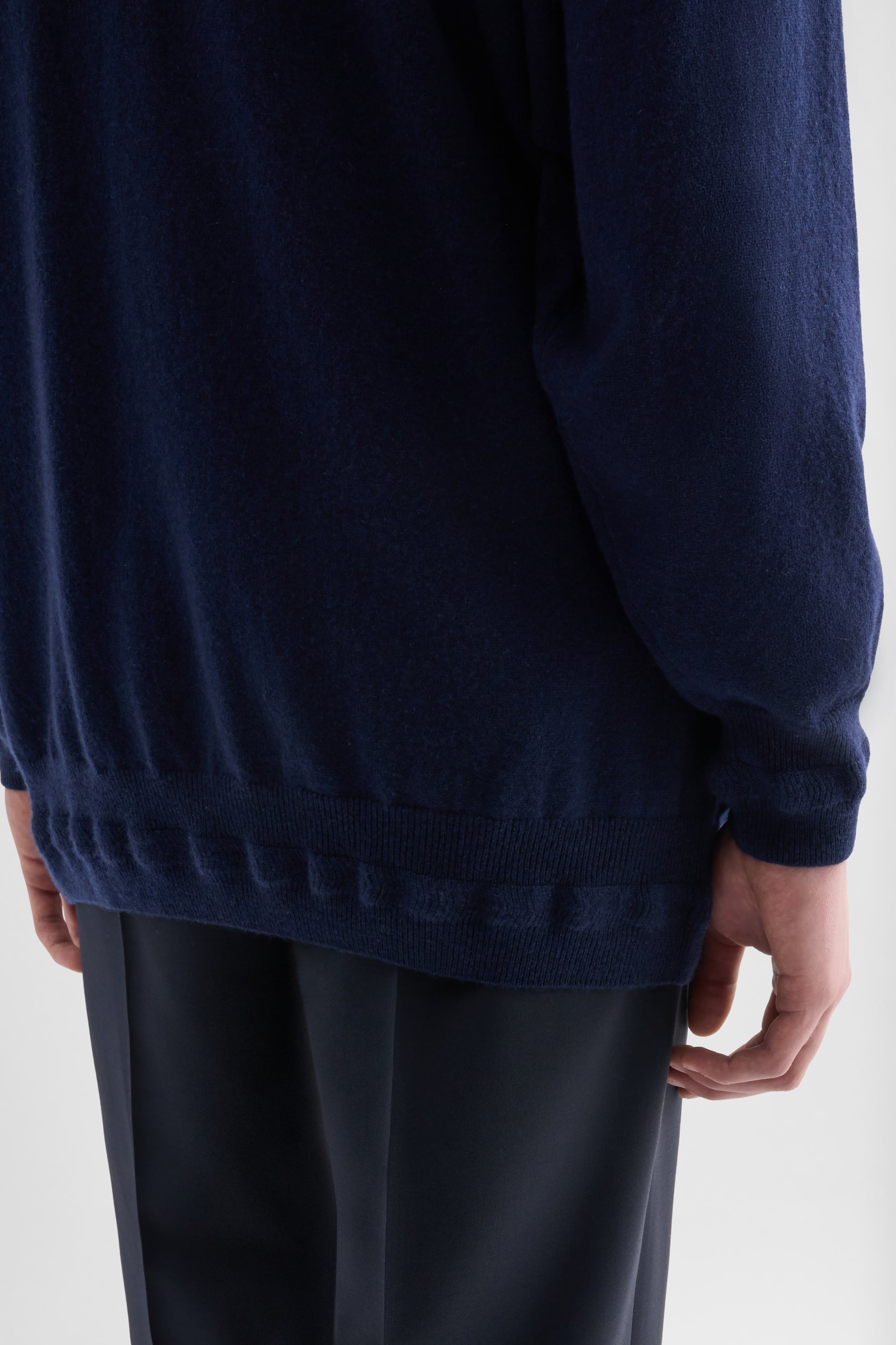 カシミヤ ポロカーディガン メンズ | Jil Sander 公式オンラインストア