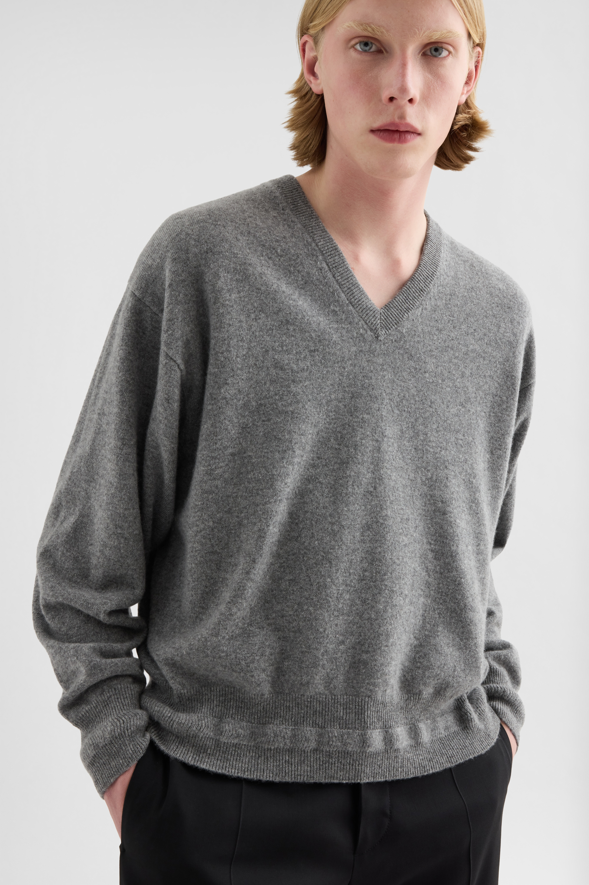 Cashmere V-Neck Sweater for Man | Jil Sander Official Online Store