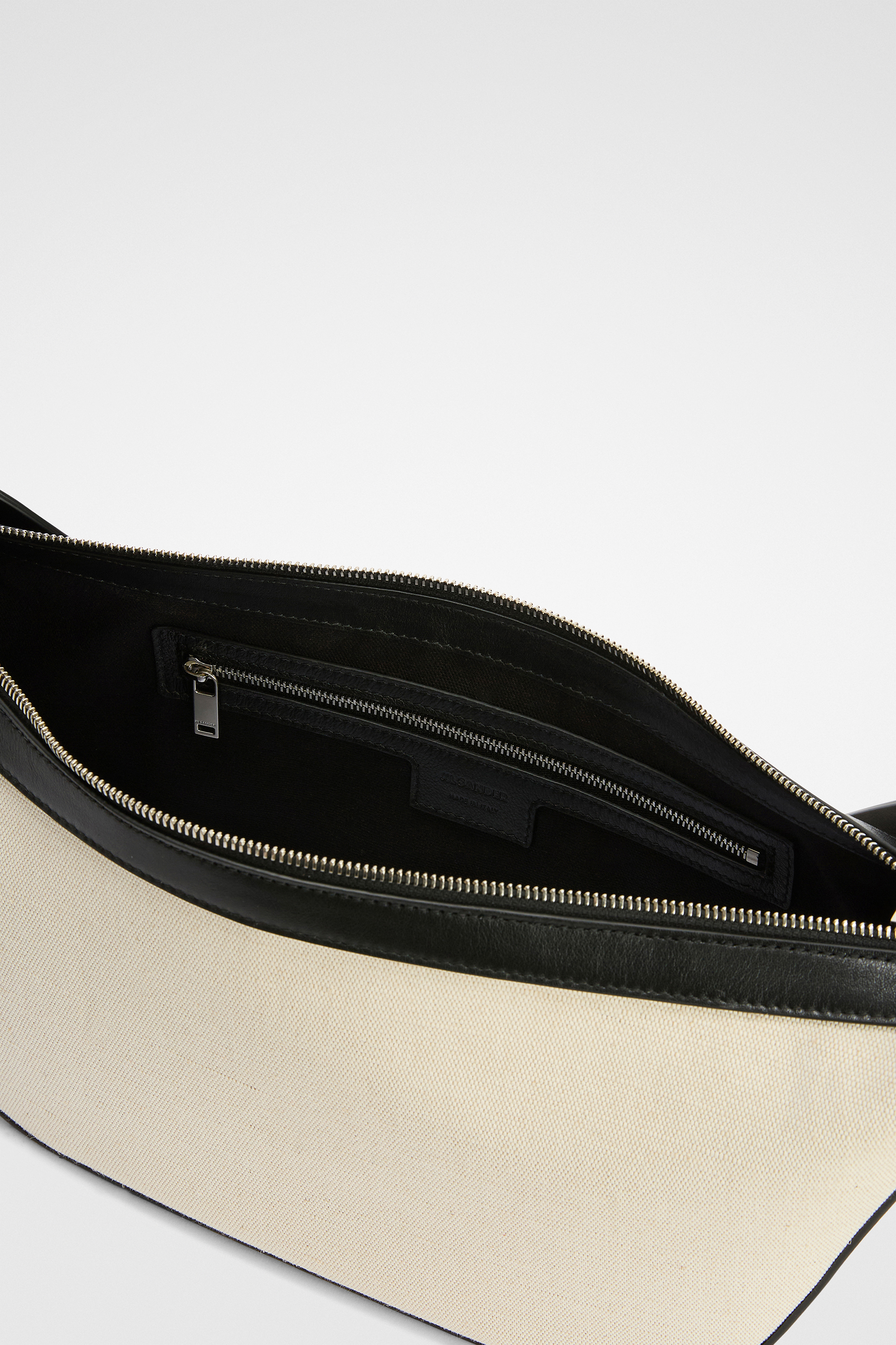 Knot Medium - Crossbodies - Image 4