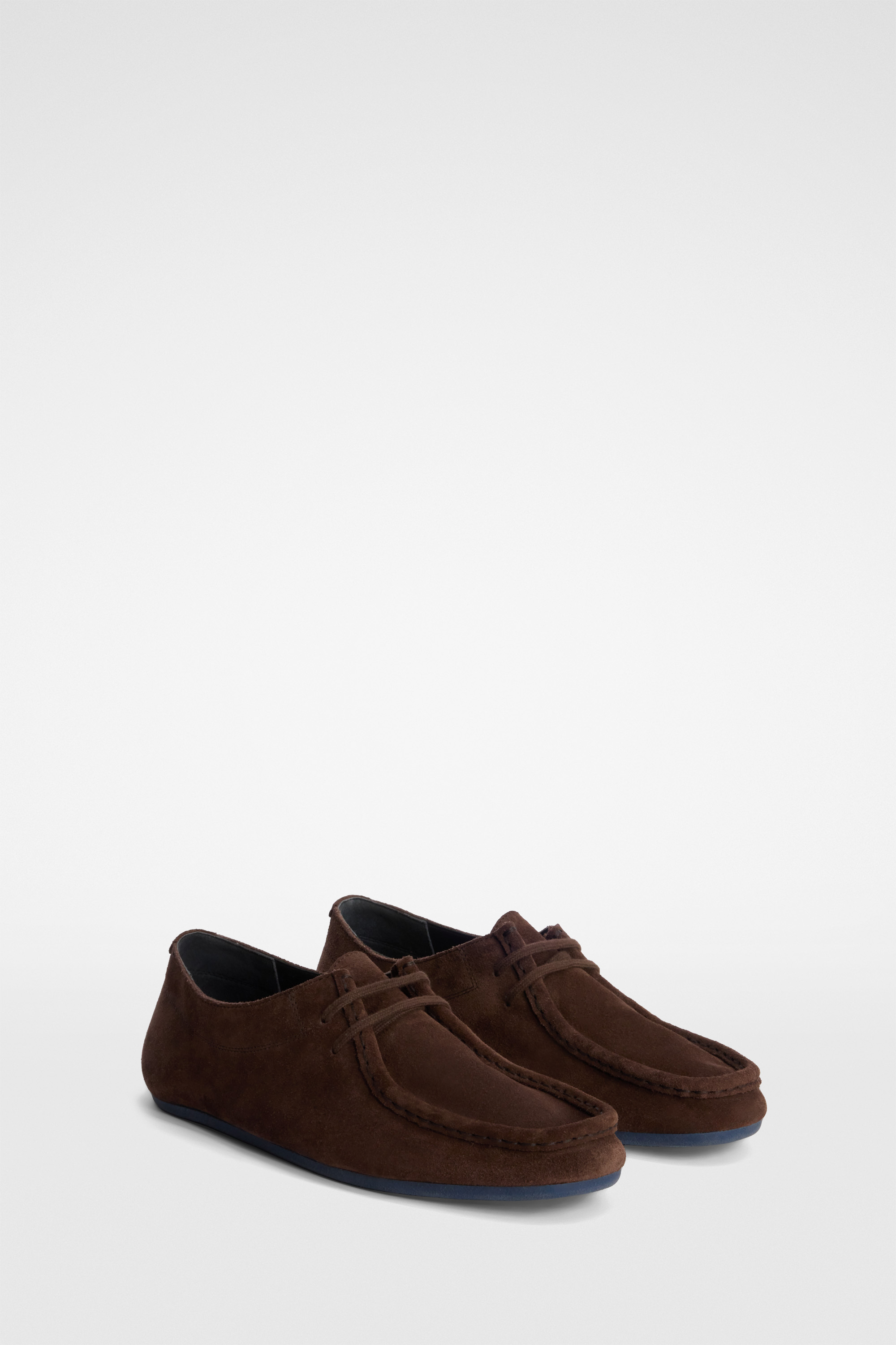 Hood Lace-Up Shoe 4