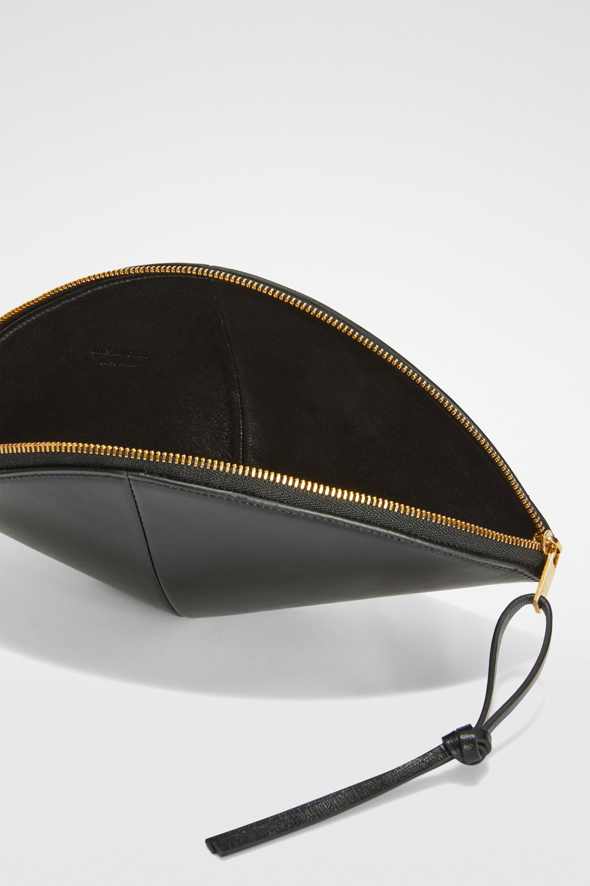 Curve Clutch Medium 5