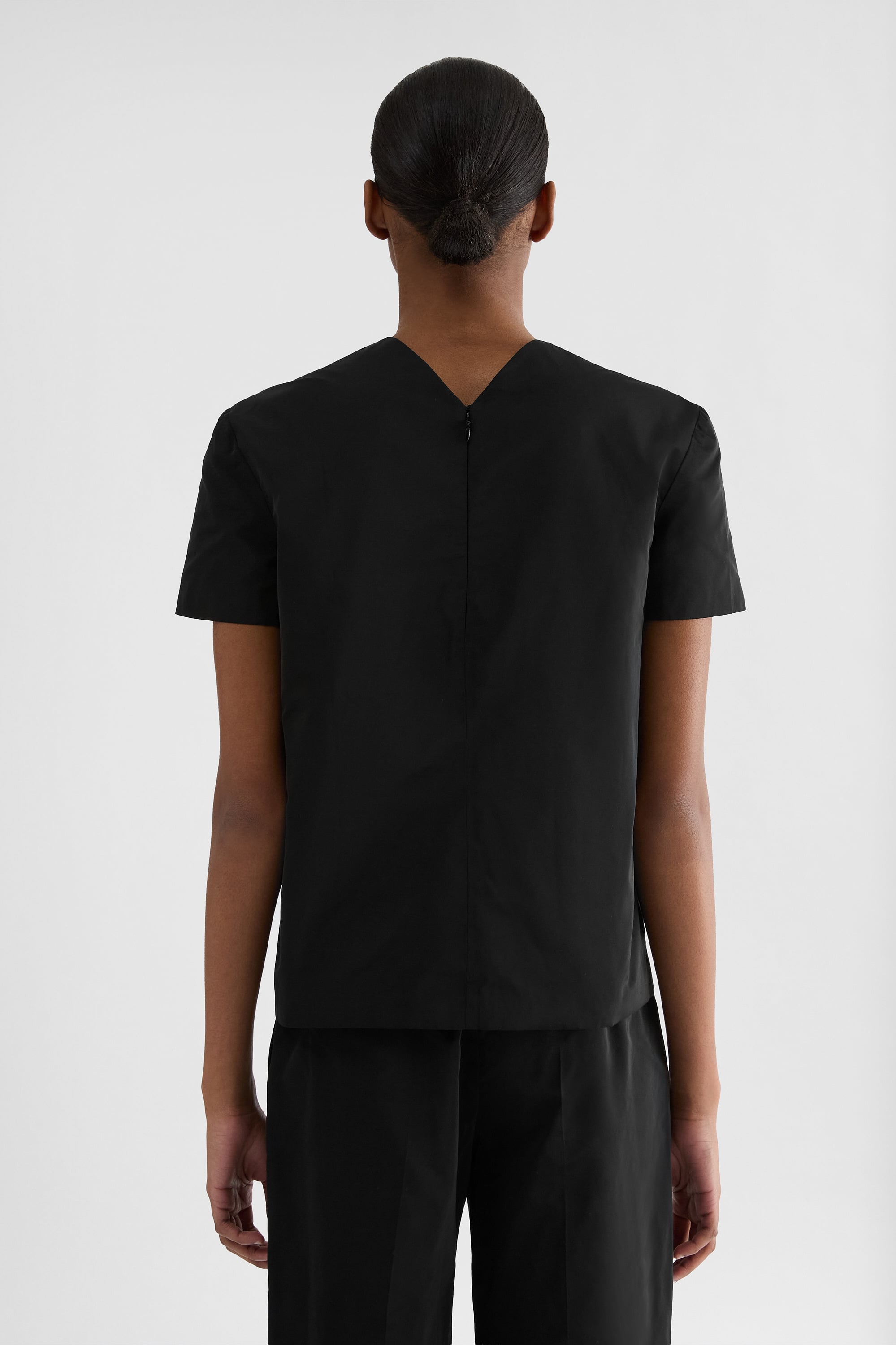 Radzimir V-Neck Top for Woman | Jil Sander Official Online Store