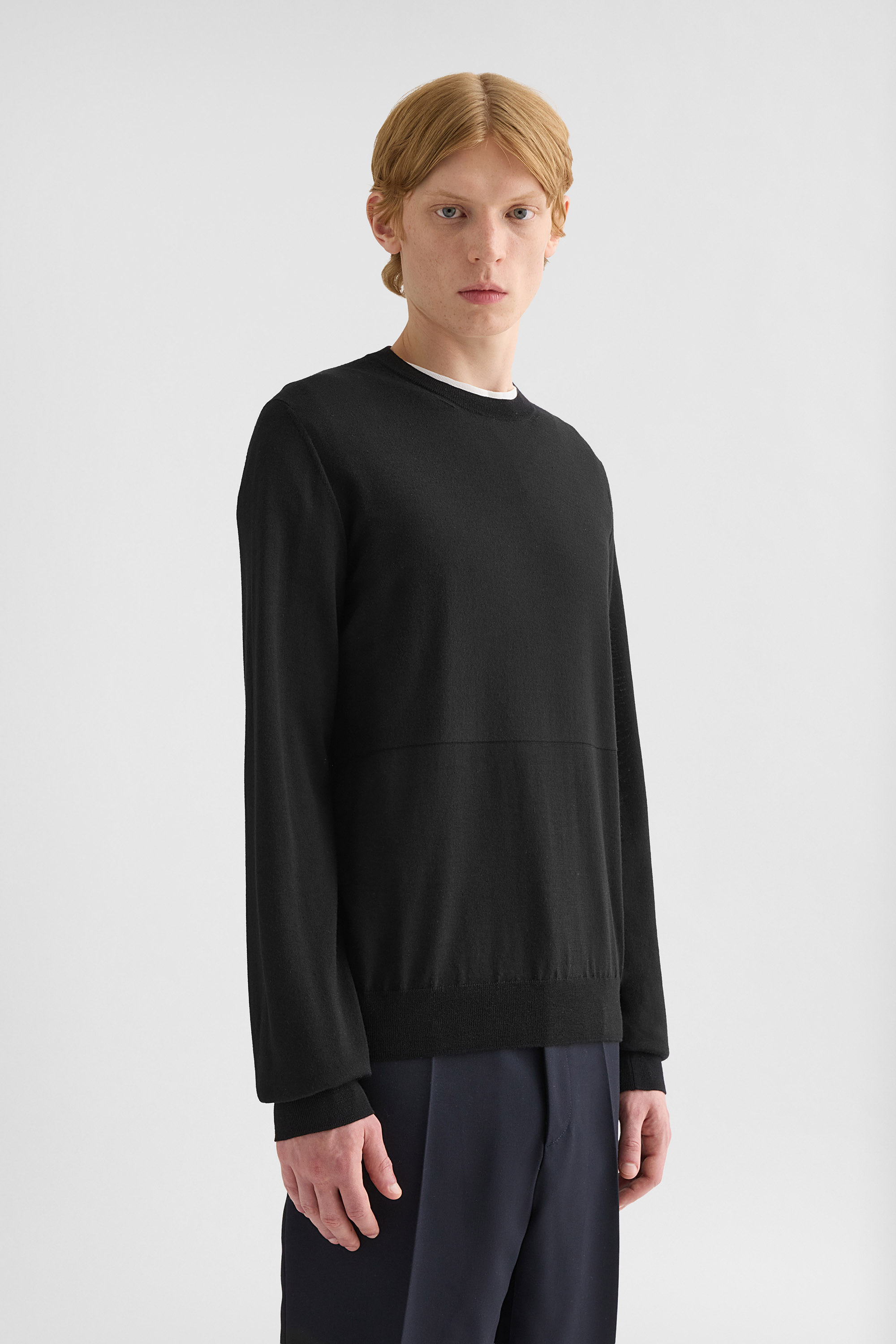 ウール クルーネックセーター メンズ | Jil Sander 公式オンラインストア