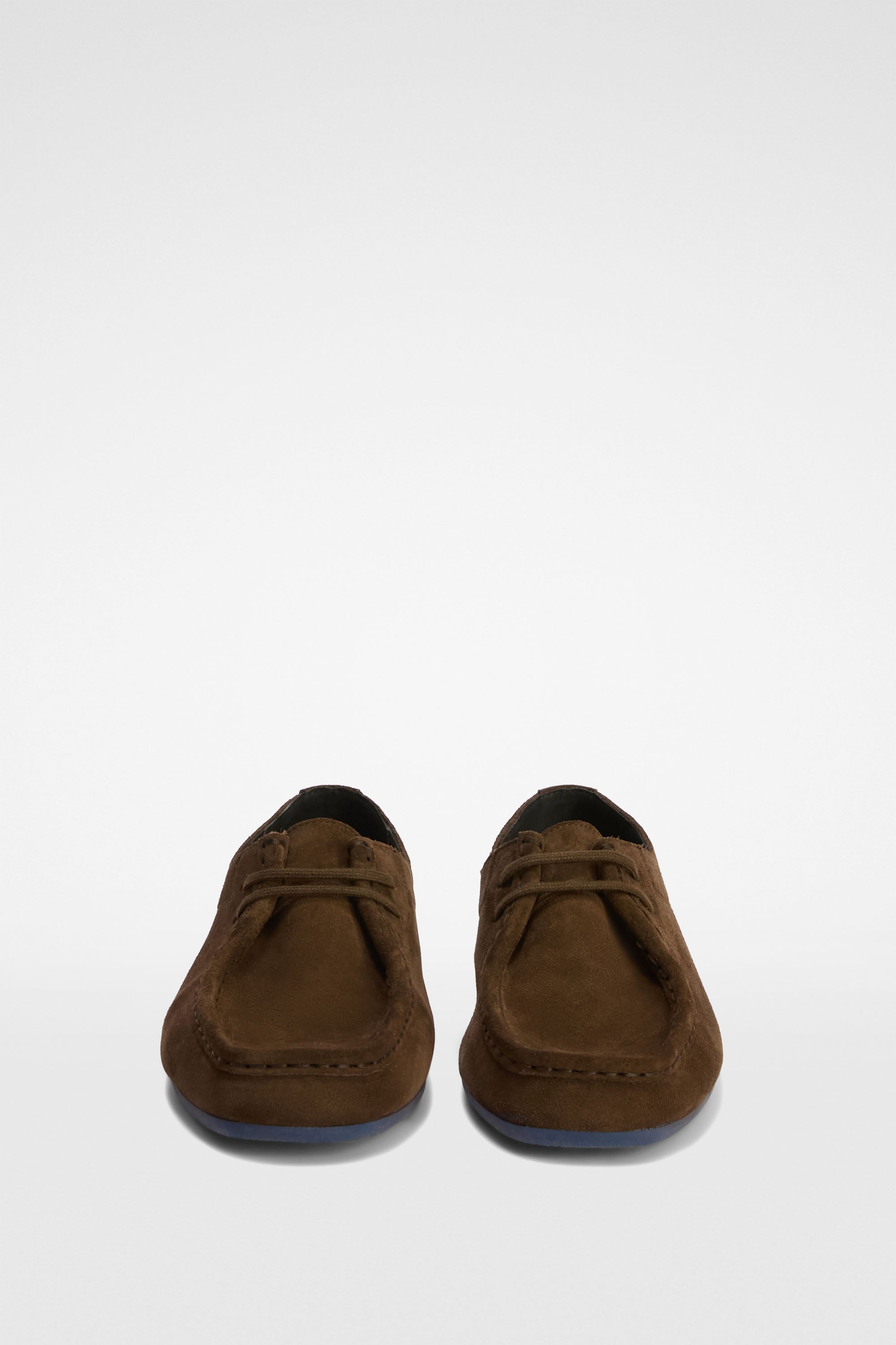 Hood Lace-Up Shoe 3