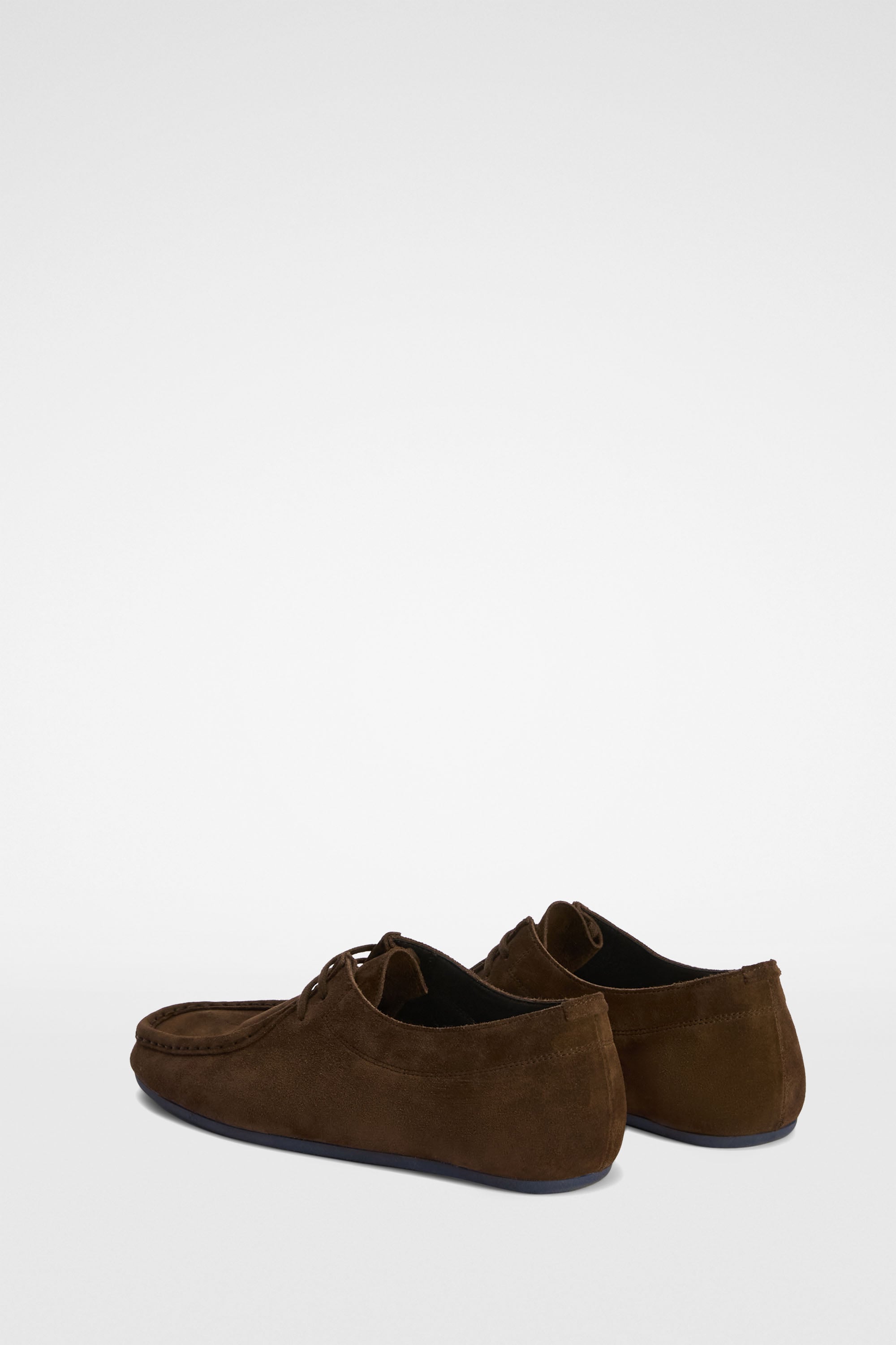 Hood Lace-Up Shoe 5