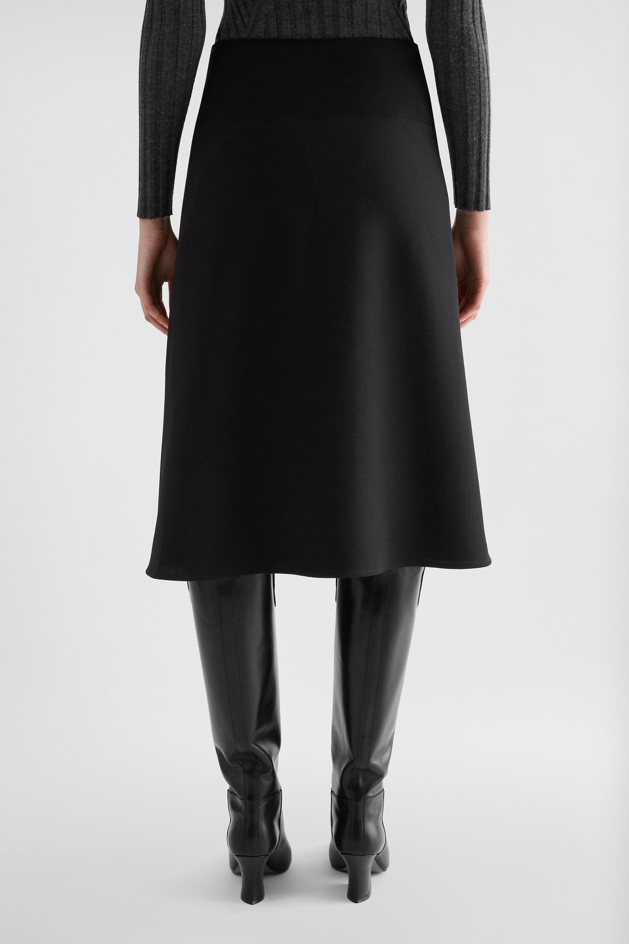 ウール サブレ スカート ウィメンズ | Jil Sander 公式オンラインストア