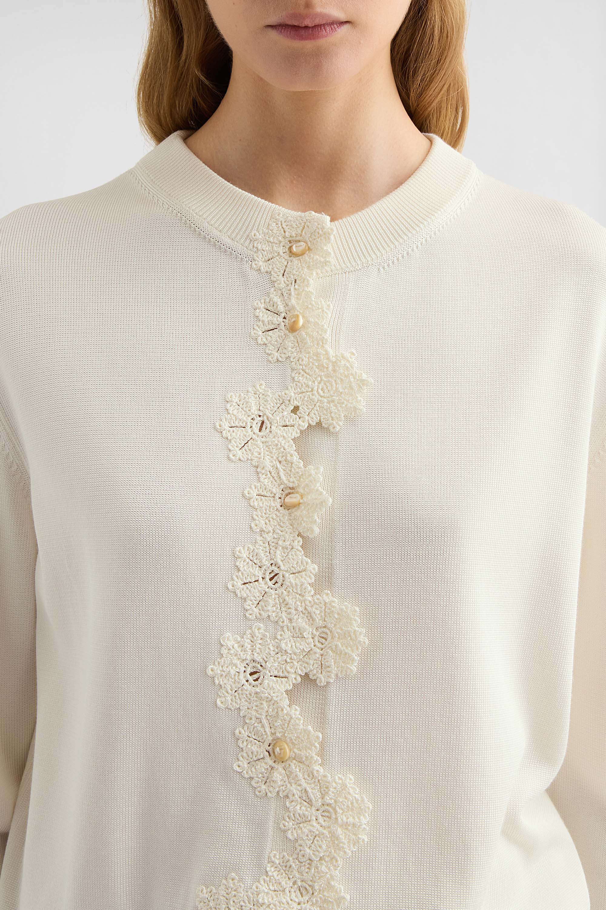 Cardigan with Crochet Flowers 4
