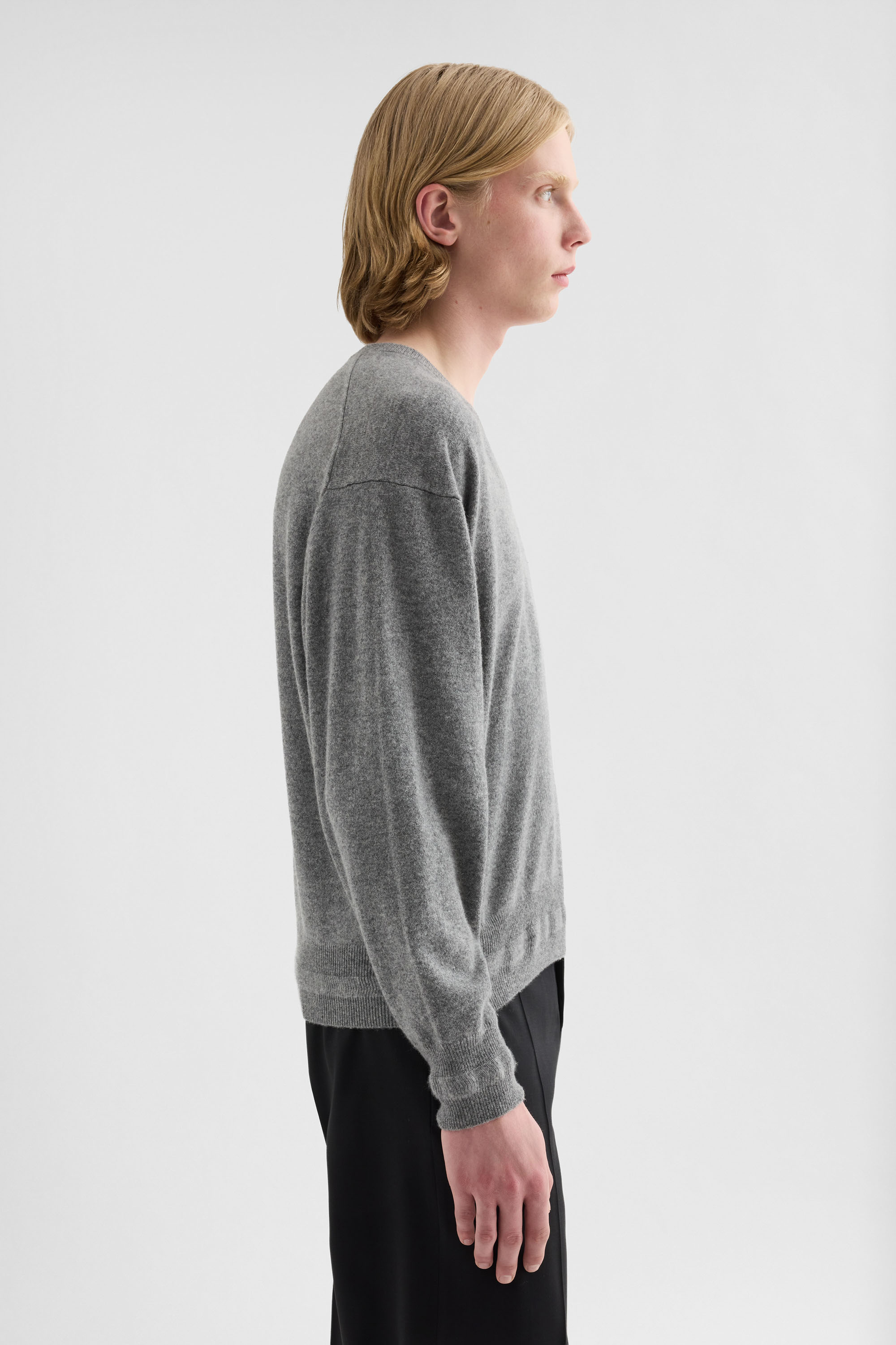 Cashmere V-Neck Sweater for Man | Jil Sander Official Online Store