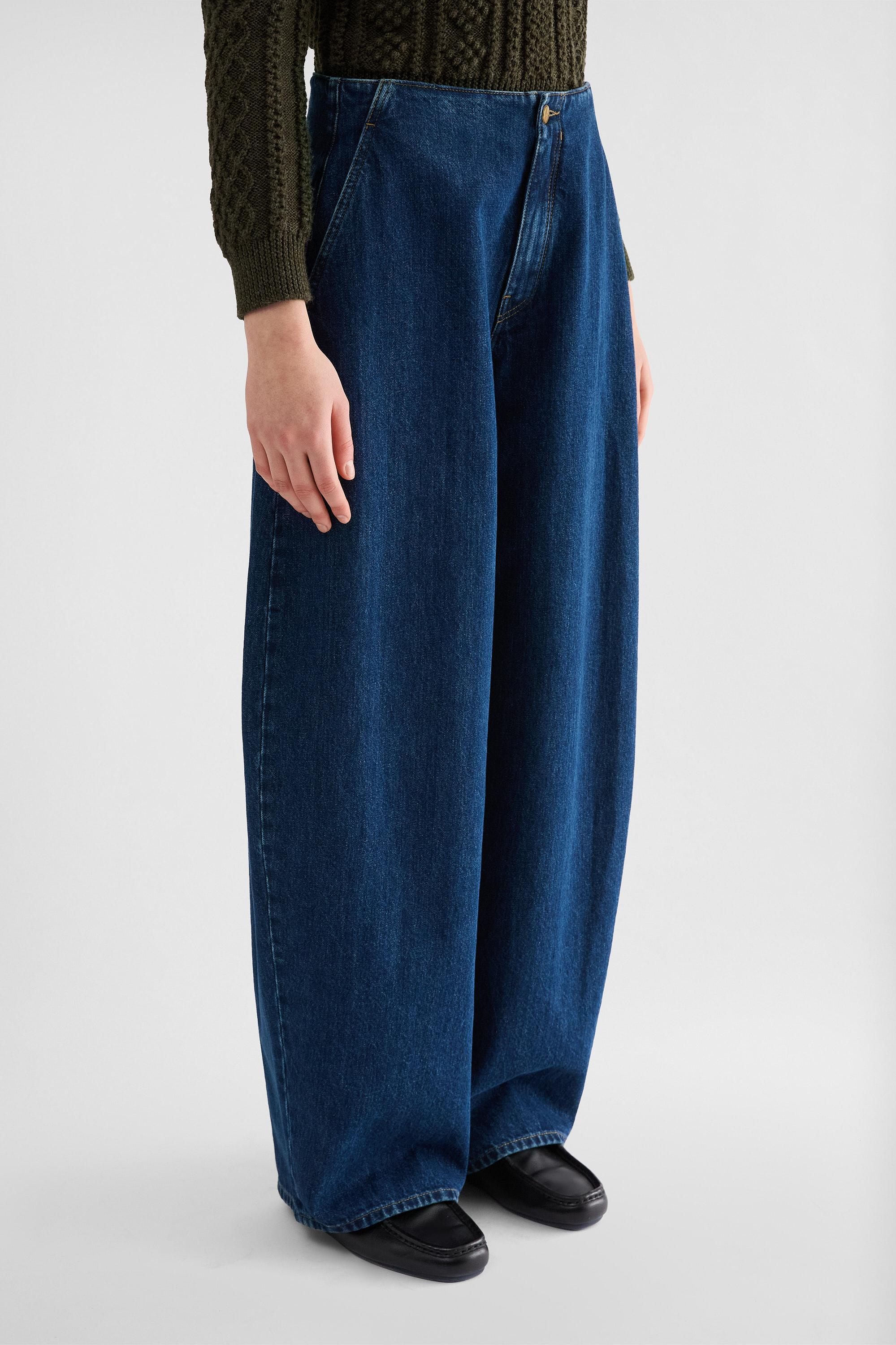 Relaxed Lightweight Denim Trousers for Woman | Jil Sander Official
