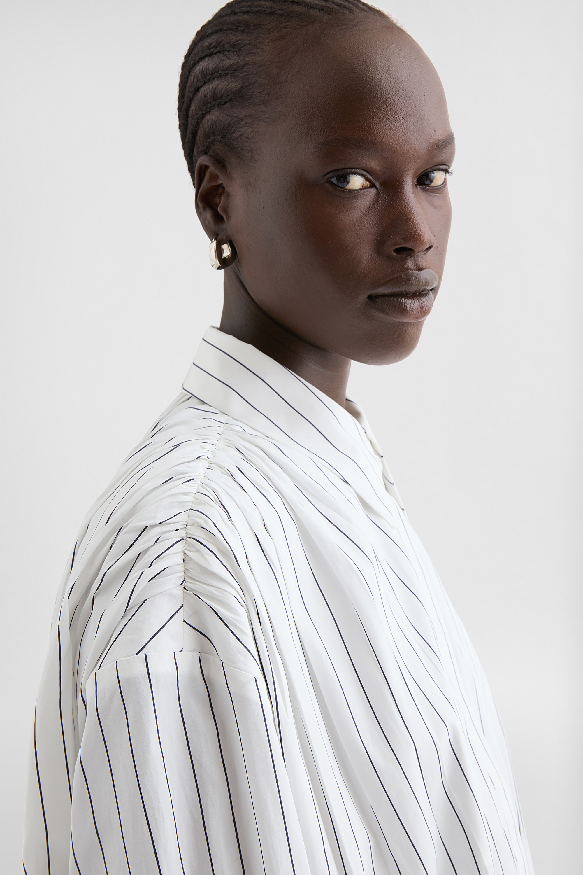 Lightweight Cotton Shirt 3