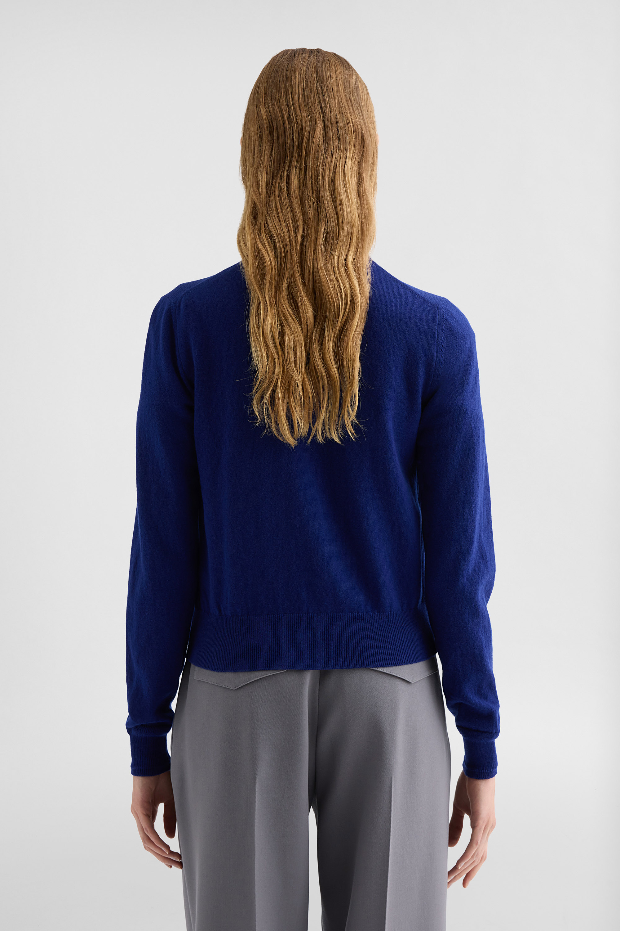 Lightweight Wool Crew-Neck Cardigan 4