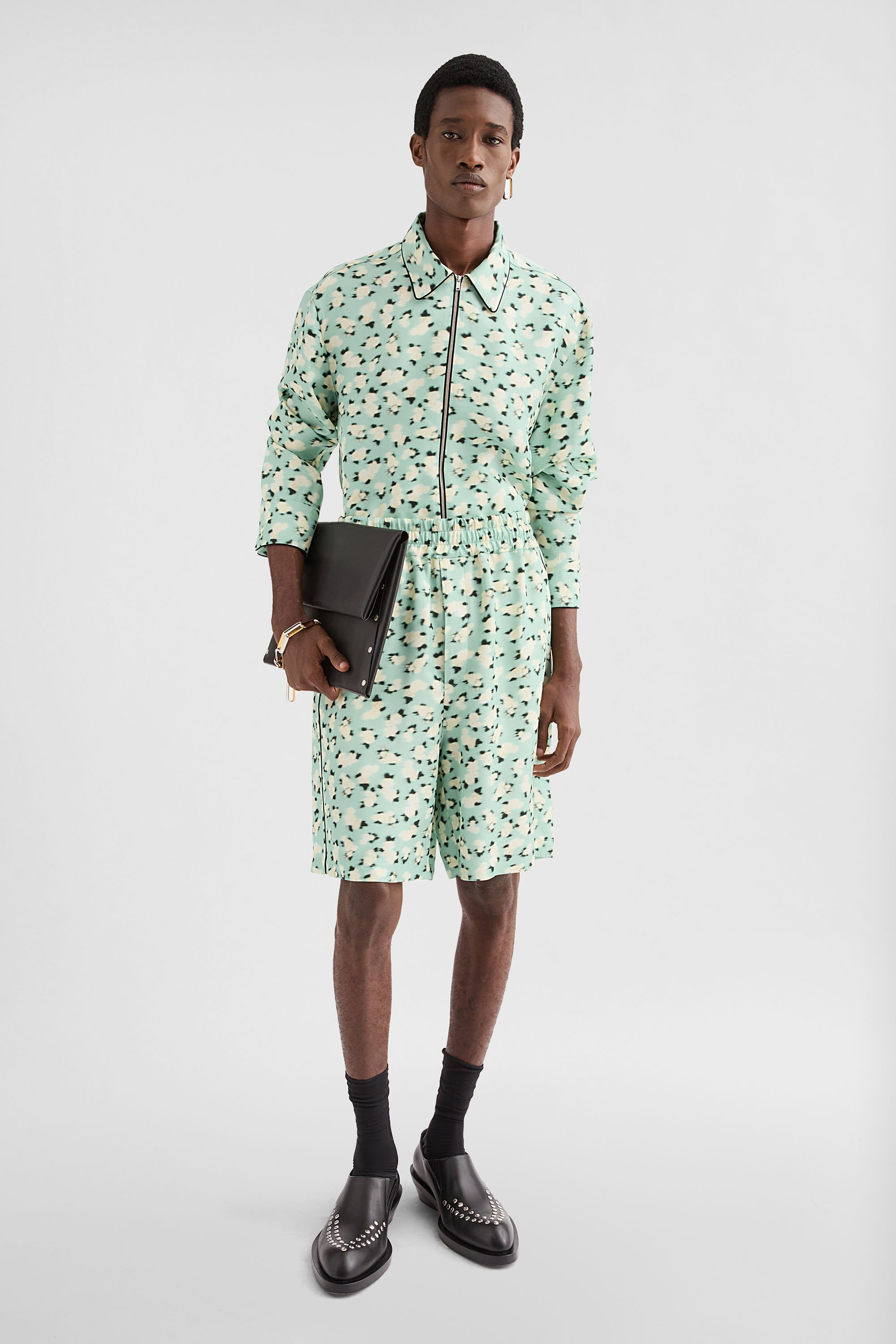 Short imprimé en viscose fluide - Pantalons - Image 1