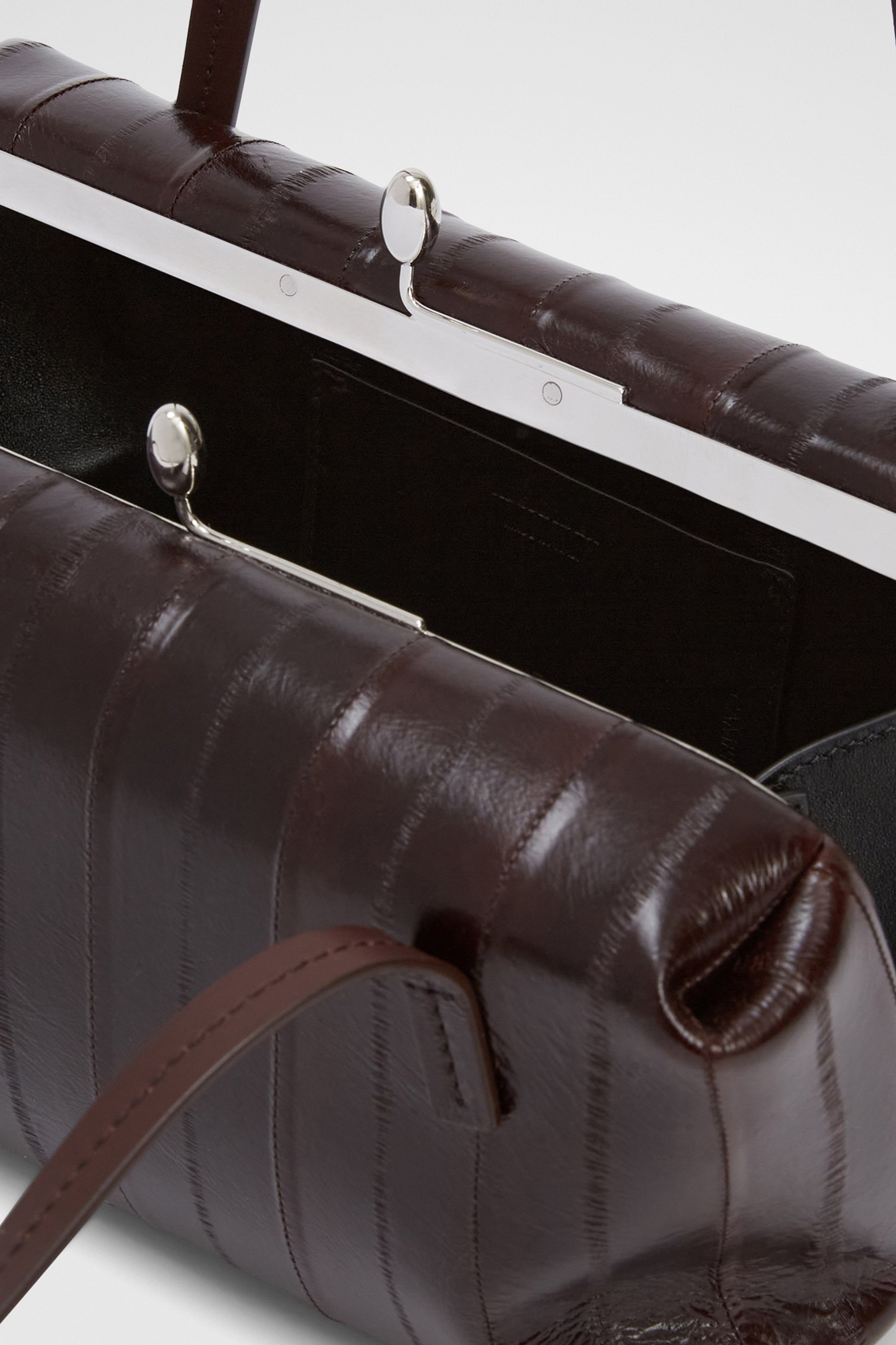 Goji Pillow Small - Handbags - Image 4
