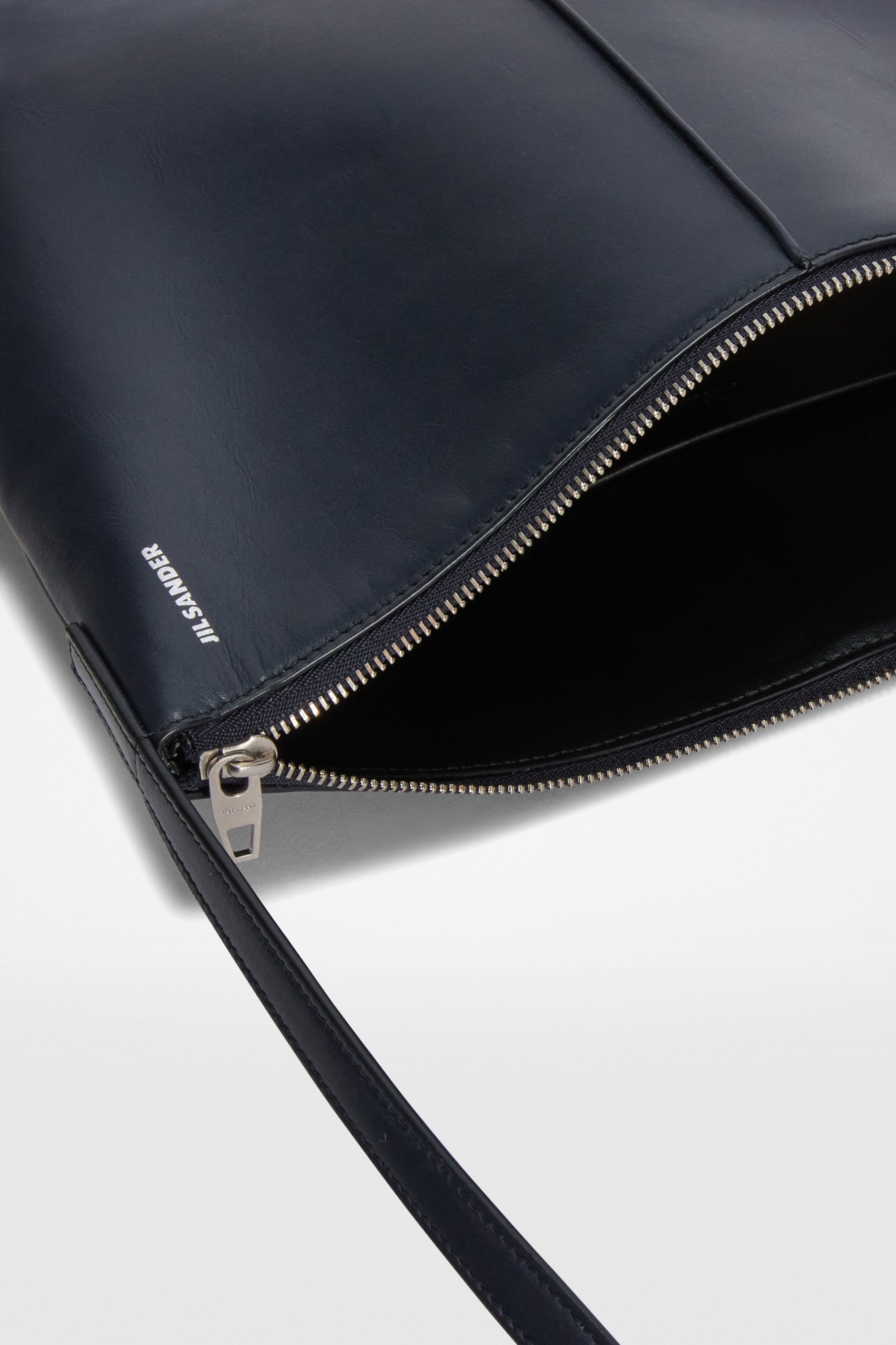 JIL③ Linea Crossbody for Man | Jil Sander Official Online Store