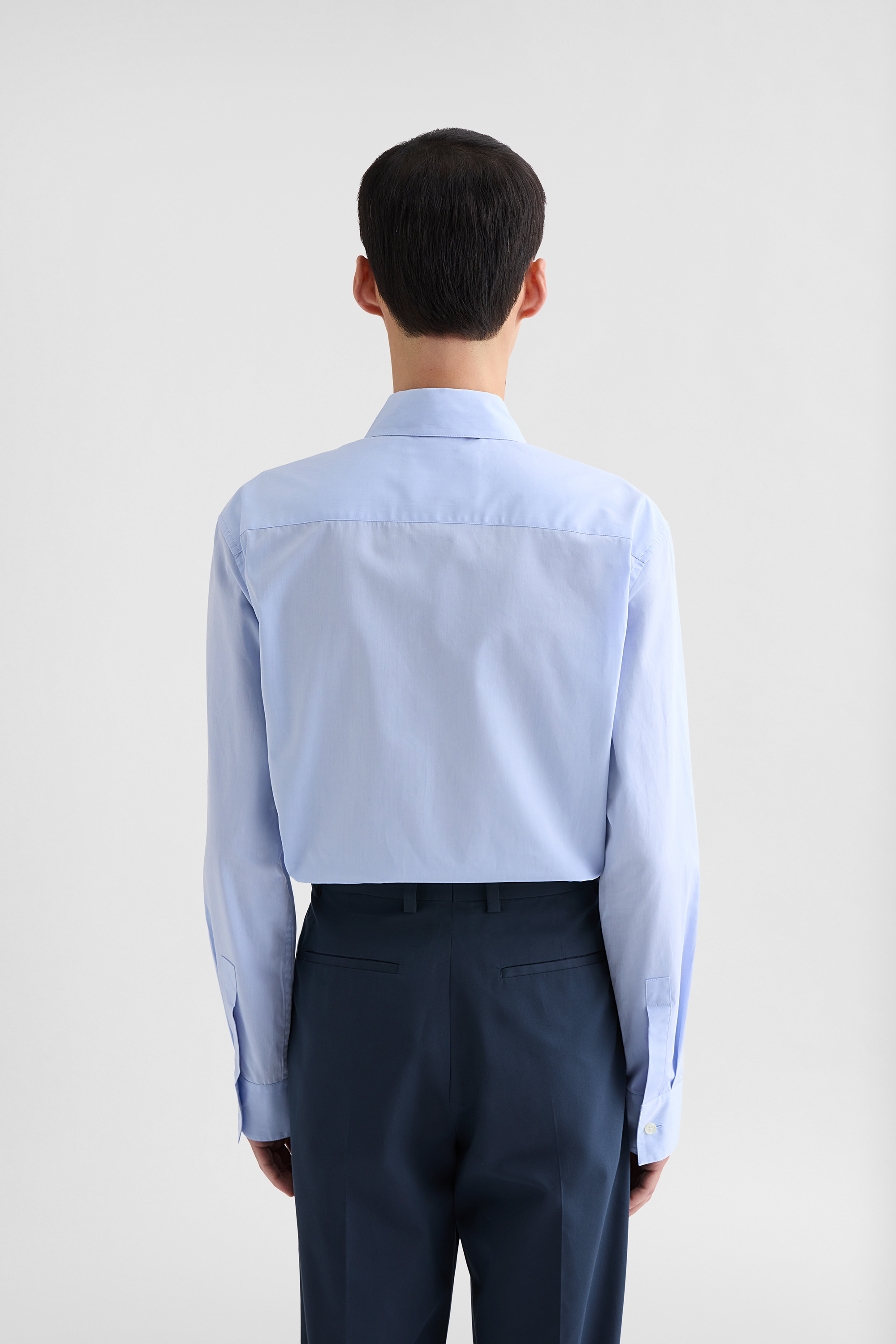コットンポプリン シャツ メンズ | Jil Sander 公式オンラインストア