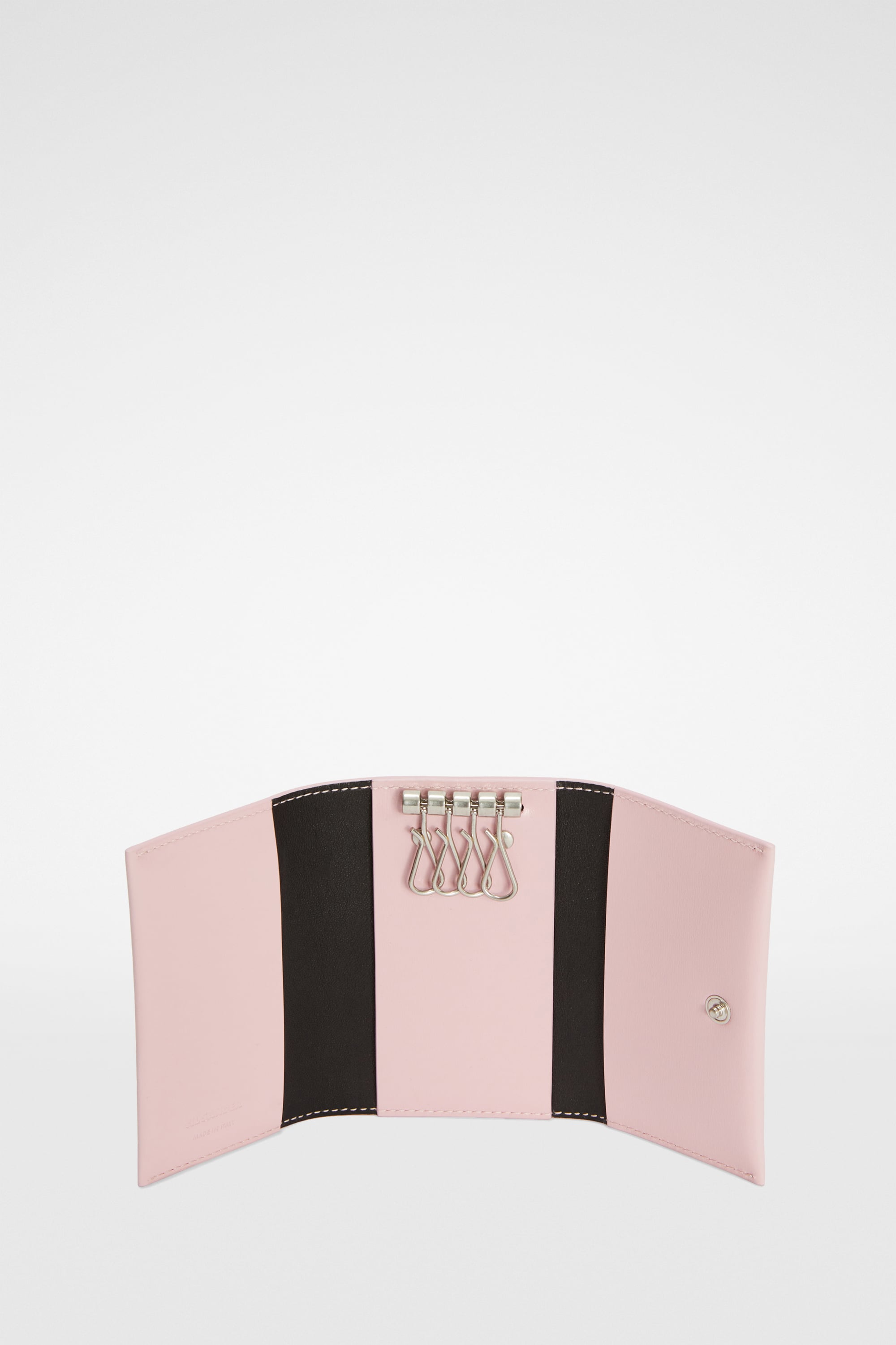 Key Pouch 4