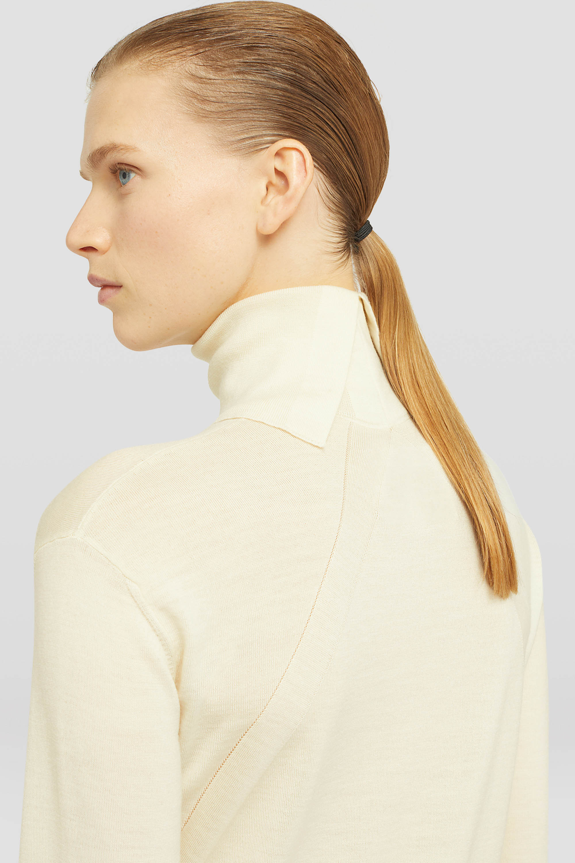Lightweight Wool High-Neck Sweater - Sweaters - Image 3