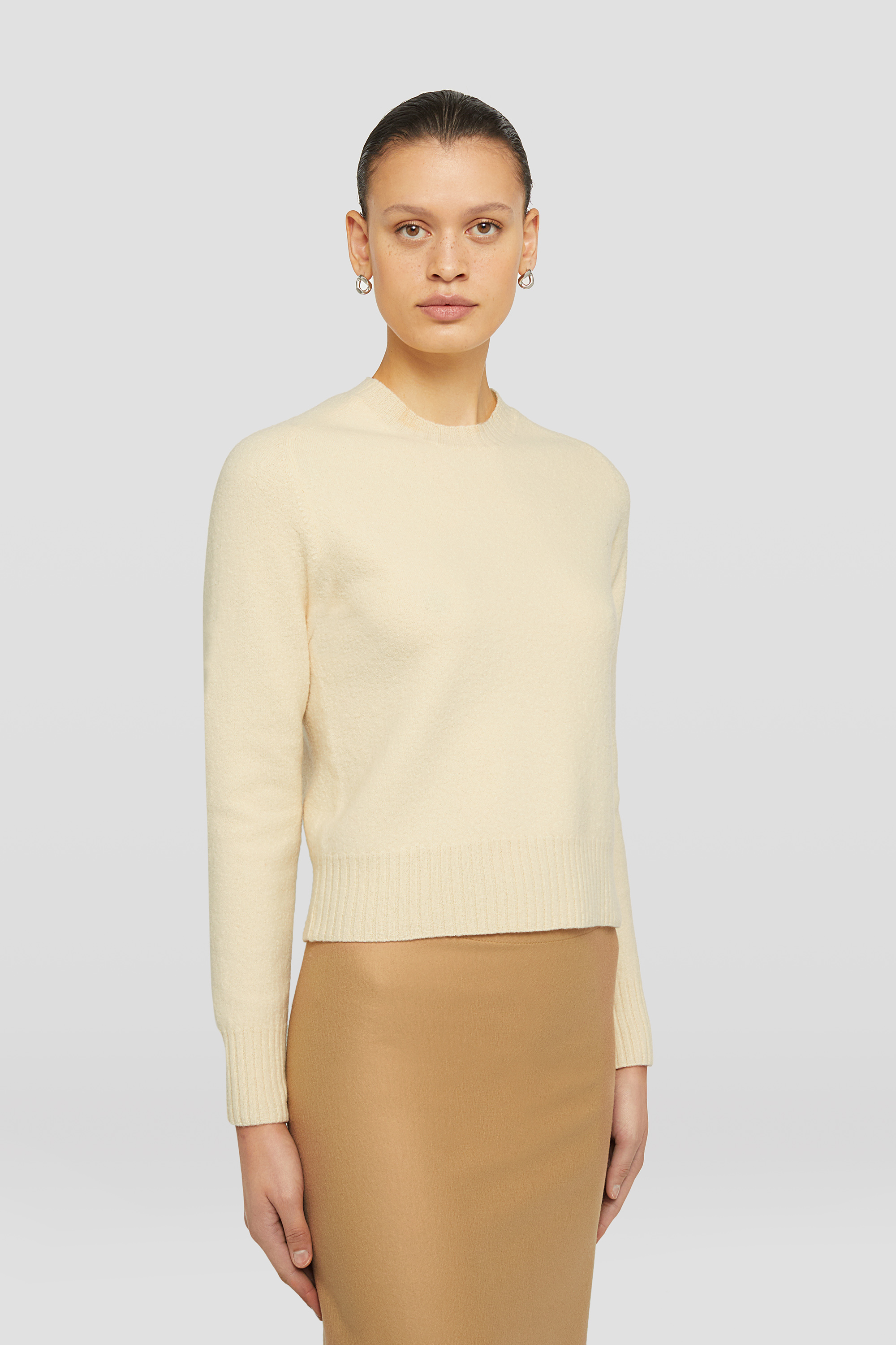 Lightweight Wool Crew-Neck Sweater - Sweaters - Image 5