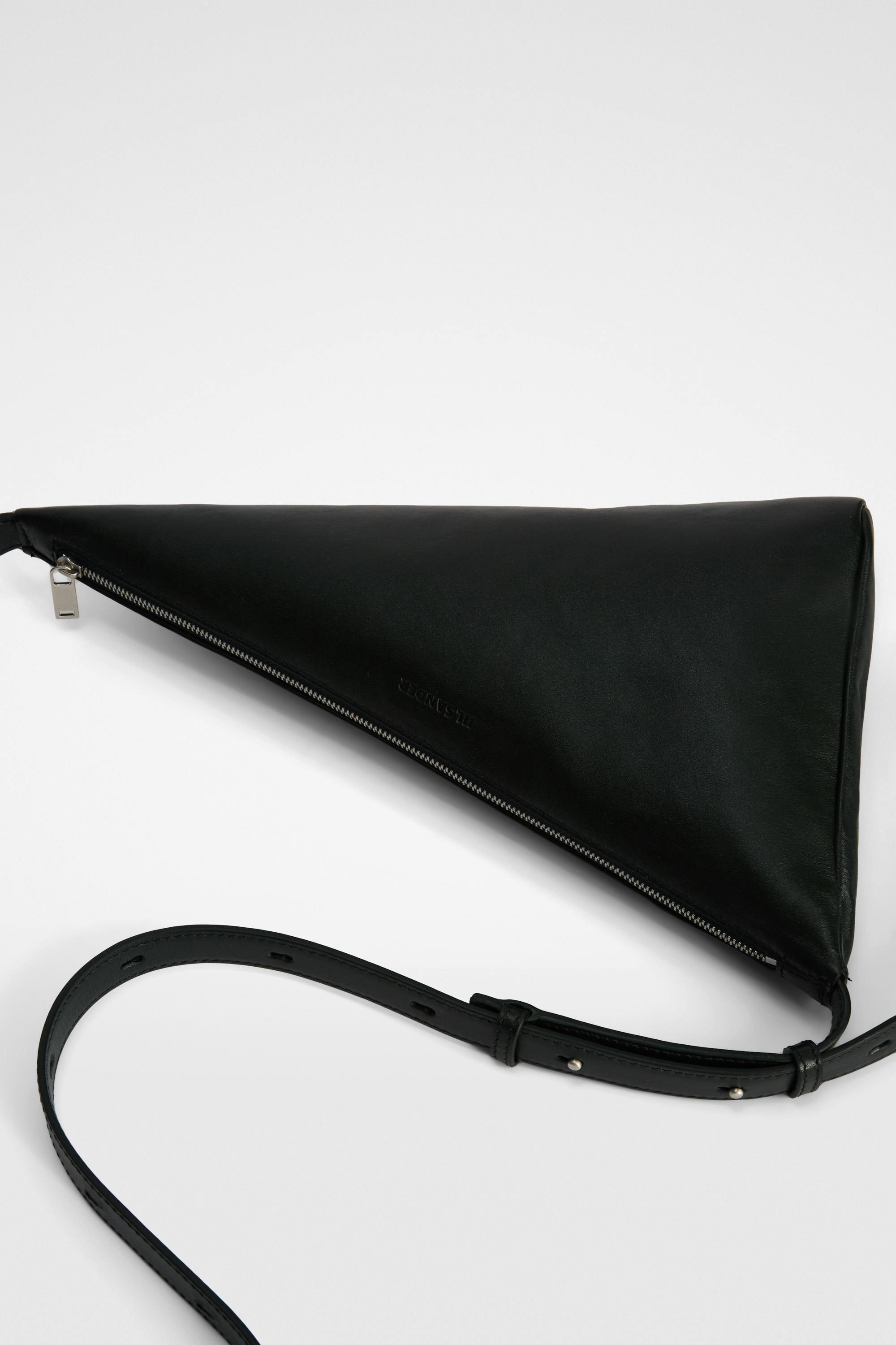 TRIANGLE CROSSBODY メンズ | Jil Sander 公式オンラインストア