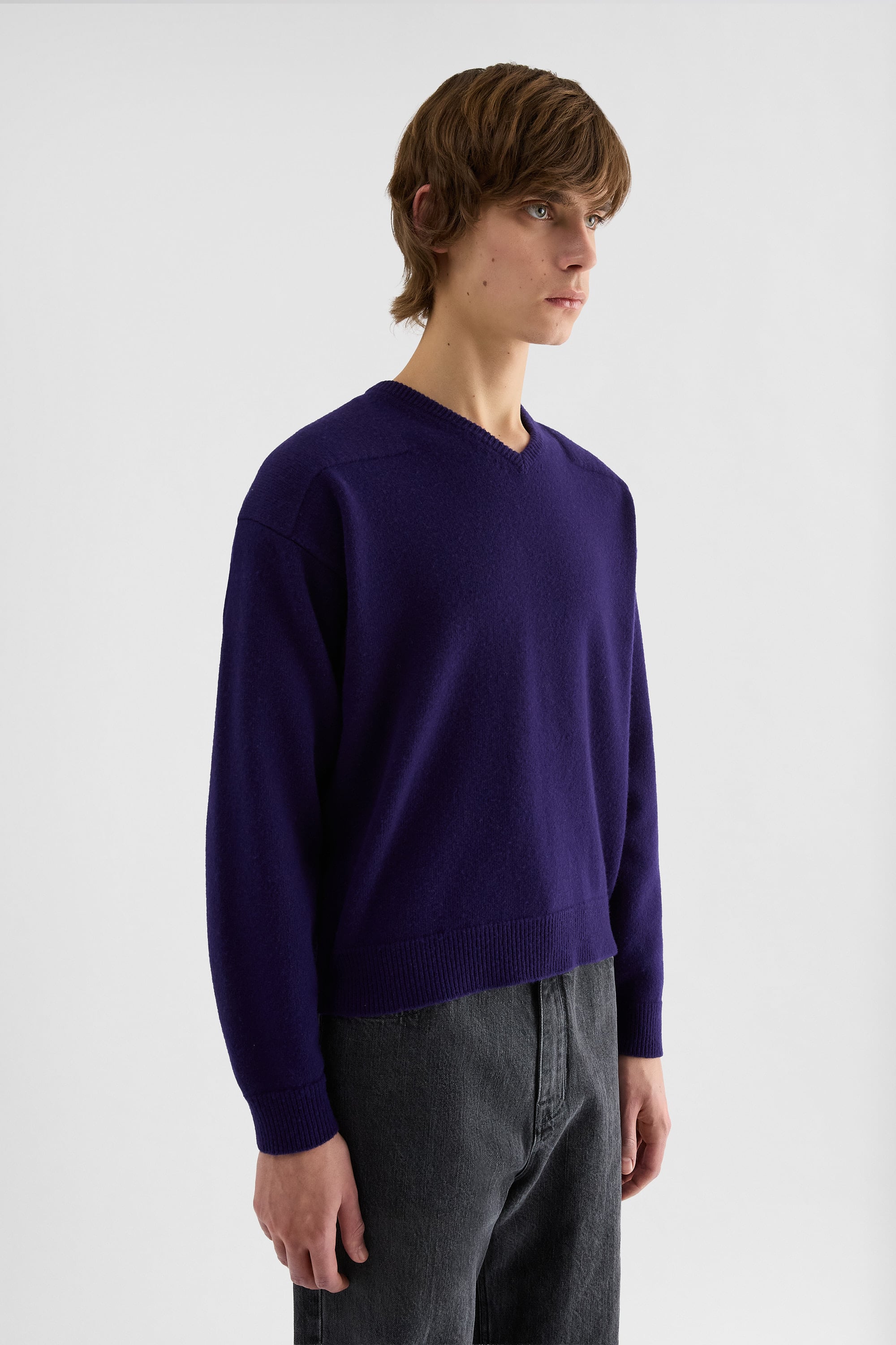 Wool Blend V-Neck Sweater Man | Jil Sander Official Online Store